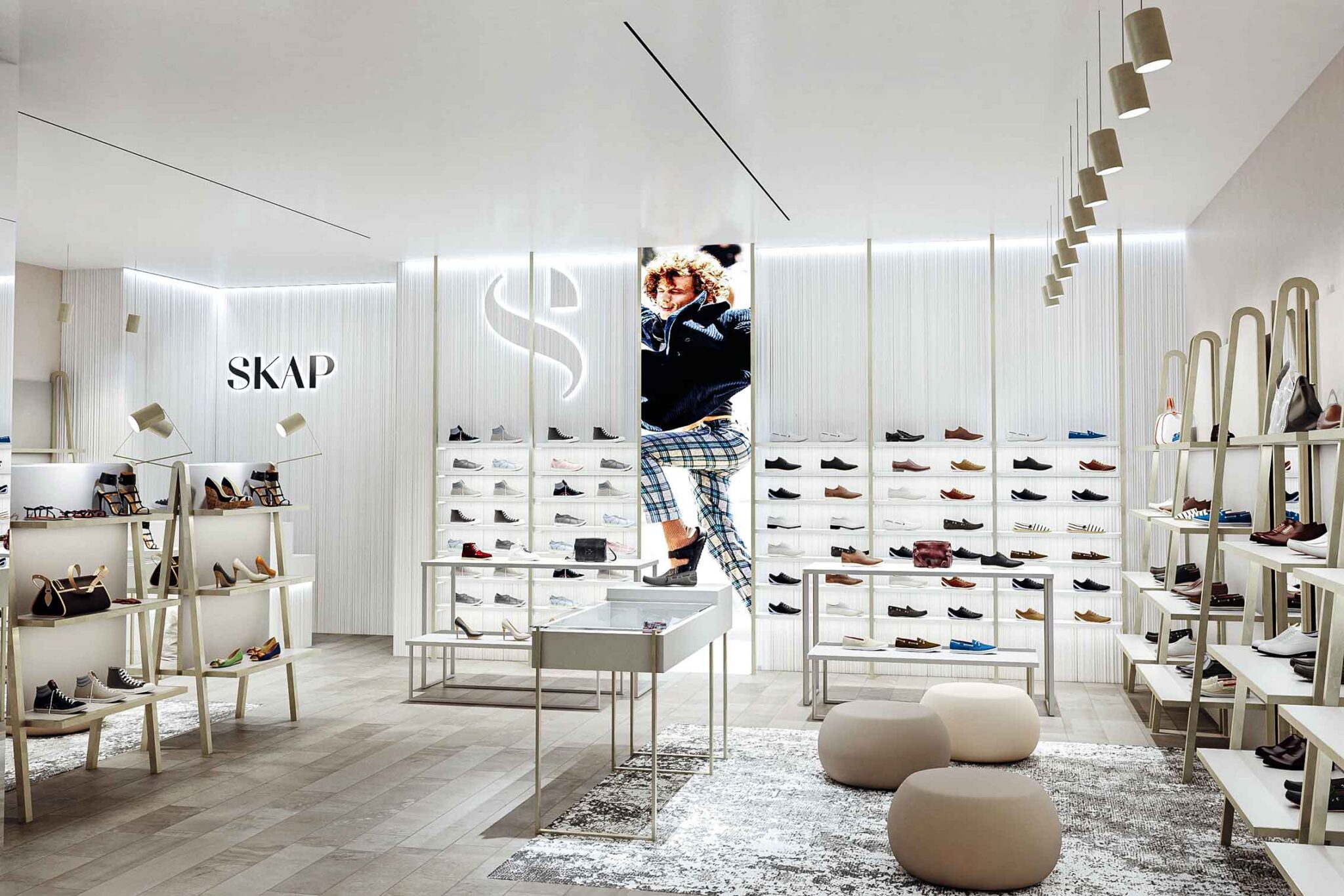 swarovski retail